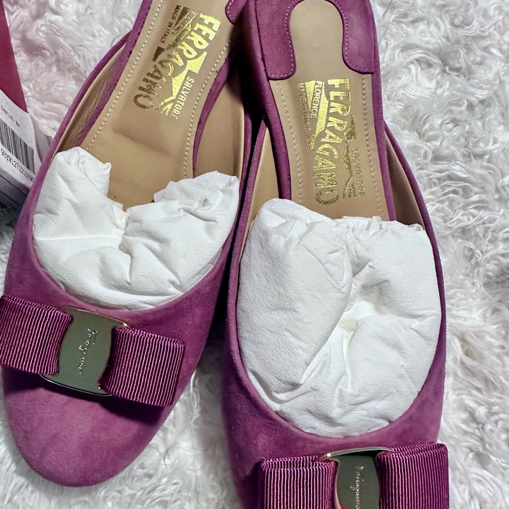 Ferragamo Emile Suede Mules 9B Ultra Rare New Griott Vara Bow Plum! Ultra Classy